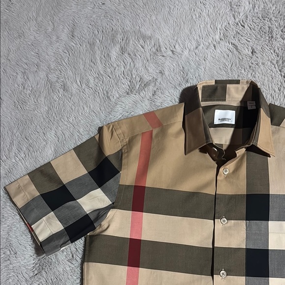 Burberry Tan and Black Casual Button Down Shirt - Picture 5 of 9